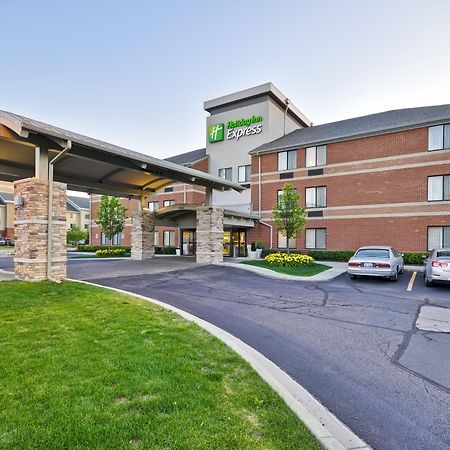 Holiday Inn Express Romulus / Detroit Airport By Ihg Exterior photo