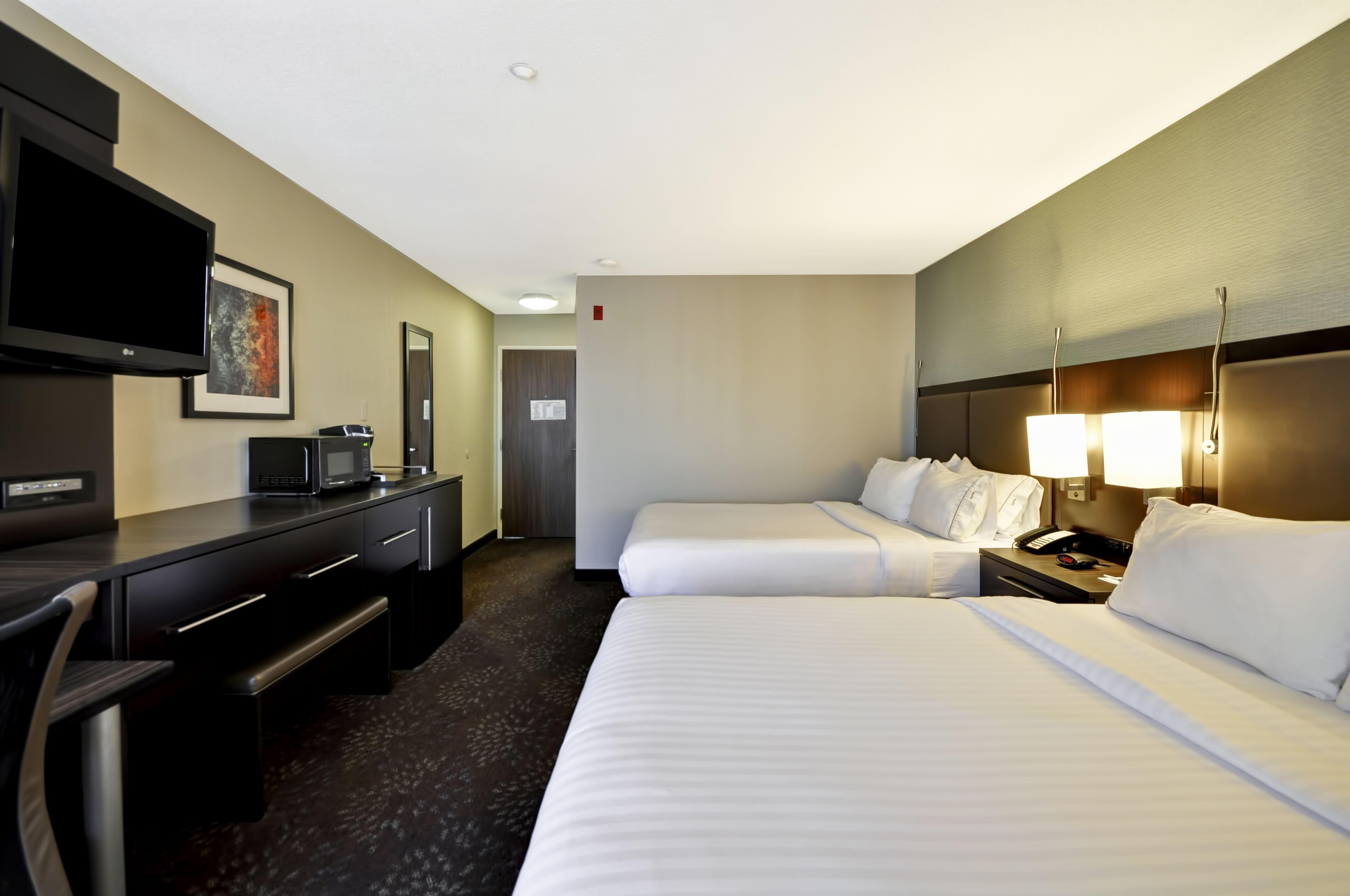 Holiday Inn Express Romulus / Detroit Airport By Ihg Exterior photo